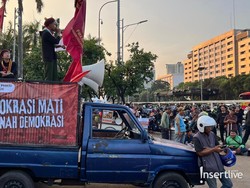 Massa Bubarkan Diri, Demo DPR RI Berlangsung Damai