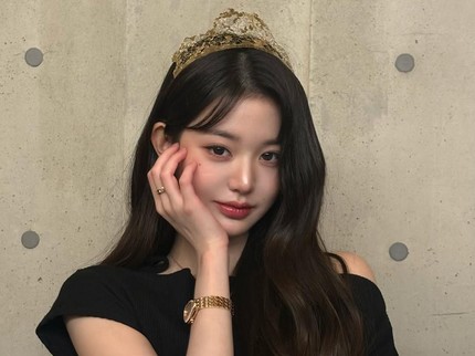5 Potret Ultah Jang Wonyoung IVE, Idol Korea yang Dikira AI karena Cantiknya Tak Manusiawi
