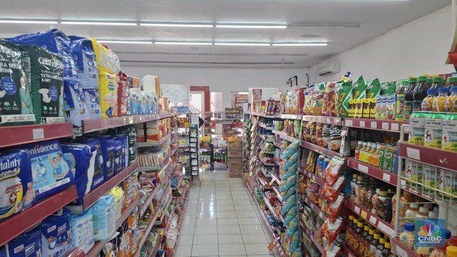 Konsumen RI Mulai Pilih Barang Murah — Loyalitas Merek Terkikis, Volume Jadi Andalan Ritel