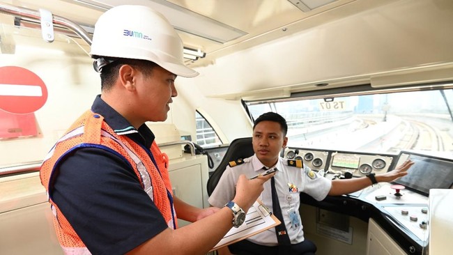 PT Surveyor Indonesia memperluas kontribusi sektor transportasi dan infrastruktur, memastikan kualitas dan jaringan serat optik untuk mendukung Indonesia Emas.