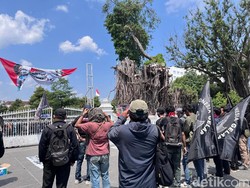 Syahdan Husein Admin Gejayan Memanggil Ditangkap Polisi