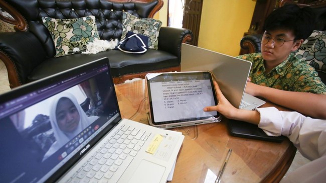 Menteri Abdul Mu'ti menegaskan pembelajaran di sekolah tetap berlangsung offline setelah lebaran 2026.