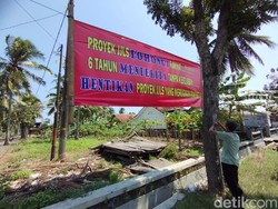 Warga Karangwuni Kulon Progo Ramai-ramai Pasang Spanduk Protes Proyek JJLS