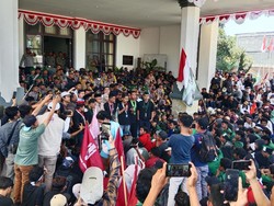 Ketua DPRD Lombok Timur Kecam Ucapan Anggota DPR RI yang Lukai Hati Rakyat