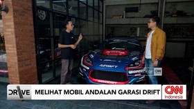 VIDEO: Melihat Mobil Andalan Garasi Drift