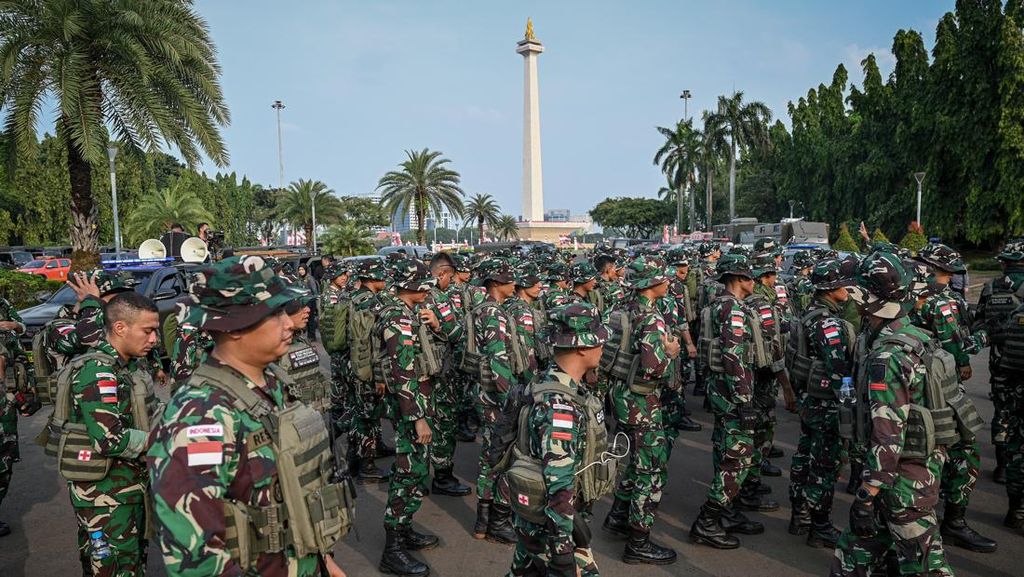 DPR Nilai Instruksi Panglima TNI soal Perang Iran-AS Tak Relevan