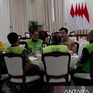 Pertemuan Gibran dan Perwakilan Ojol Diduga Settingan, Table Manner hingga Sepatu Disorot