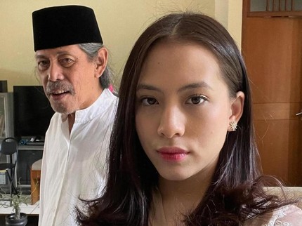 Acil Bimbo Meninggal Dunia, Adhisty Zara Unggah Momen Kenangan Bareng Sang Kakek
