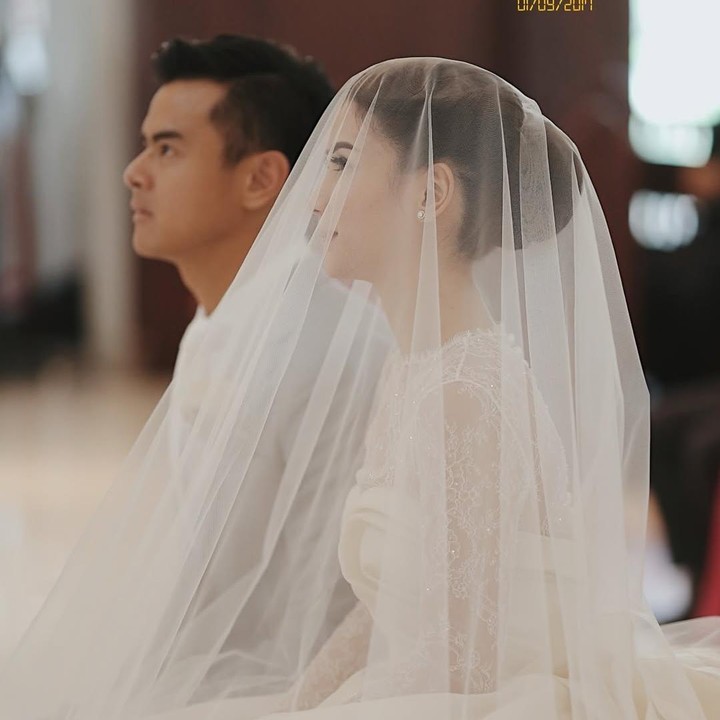 <p>Momen itu dibagikan langsung oleh Fiona melalui beberapa foto yang diunggah di akun Instagram pribadinya. &ldquo;Menuju tak terbatas dan melampauinya. Ulang tahun pernikahan ke-8 yang tak terlupakan,&rdquo; tulis Fiona, dikutip dari laman Instagram <em>@fionaanthony,</em> Selasa (2/9/2025).&nbsp;(Foto: Instagram@fionaanthony)</p>