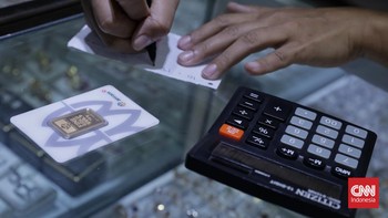 FOTO: Kilau Harga Emas Usai Kembali ke Atas Rp2 Juta Per Gram