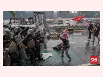 'The Power of Ibu-Ibu', Suara Perempuan di Garis Depan Demokrasi