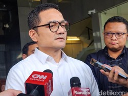 Kepala BPKH Usai Diperiksa di Kasus Korupsi Kuota Haji: Kami Dukung
