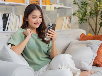 Orang Tua Gen Z Lebih Percaya TikTok saat Pilih Sekolah, Kok Bisa?