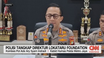 VIDEO: Polisi Tangkap Direktur Lokataru Foundation