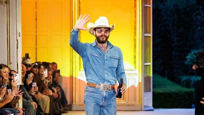 Post Malone dirikan label fashion Austin Post. Debut di koleksi perdana di Paris.