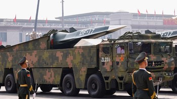 FOTO: China Pamer Rudal Hipersonik Berhulu Ledak Nuklir