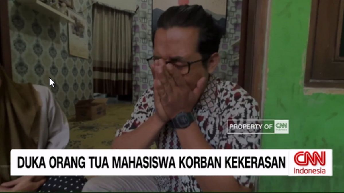 VIDEO: Duka Orang Tua Mahasiswa Korban Kekerasan