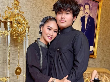 5 Potret Ivan Anak Semata Wayang Inul Daratista, Tinggi Badannya Melebihi Sang Bunda