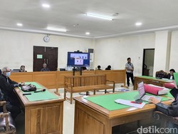 Pembeli-Perantara Uang Palsu Divonis 1,5 dan 3 Tahun Penjara