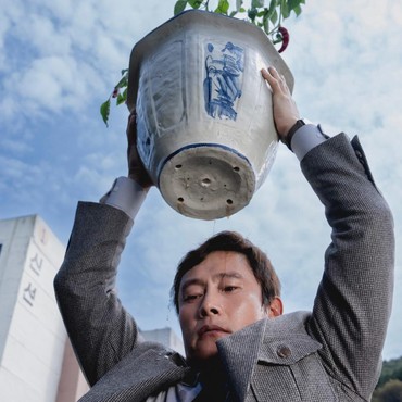 Sinopsis Film Korea 'No Other Choice' yang Tayang di Bioskop Mulai Hari Ini