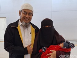 Melahirkan di Tanah Suci, Jemaah Haji Ini Akhirnya Tiba di Indonesia