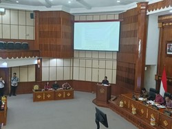 Ranperda Angkutan Sewa Khusus Atur Pelat Kendaraan, KTP hingga Tarif