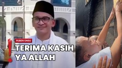 Tangis Ruben Onsu Bersyukur Diberi Kemudahan Cium Hajar Aswad
