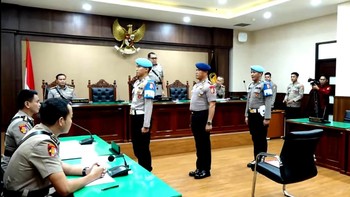 FOTO: Sidang Etik Anggota Brimob Pelindas Ojol Affan Kurniawan