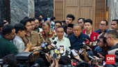 Pimpinan DPR Ucap Sumpah Berbahasa Satu: Bahasa Tanpa Kemunafikan
