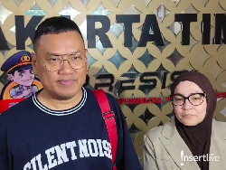 Rumah Dijarah, Uya Kuya Ungkap Tak Kabur ke Luar Negeri dan Pilih Tinggal di Safe House