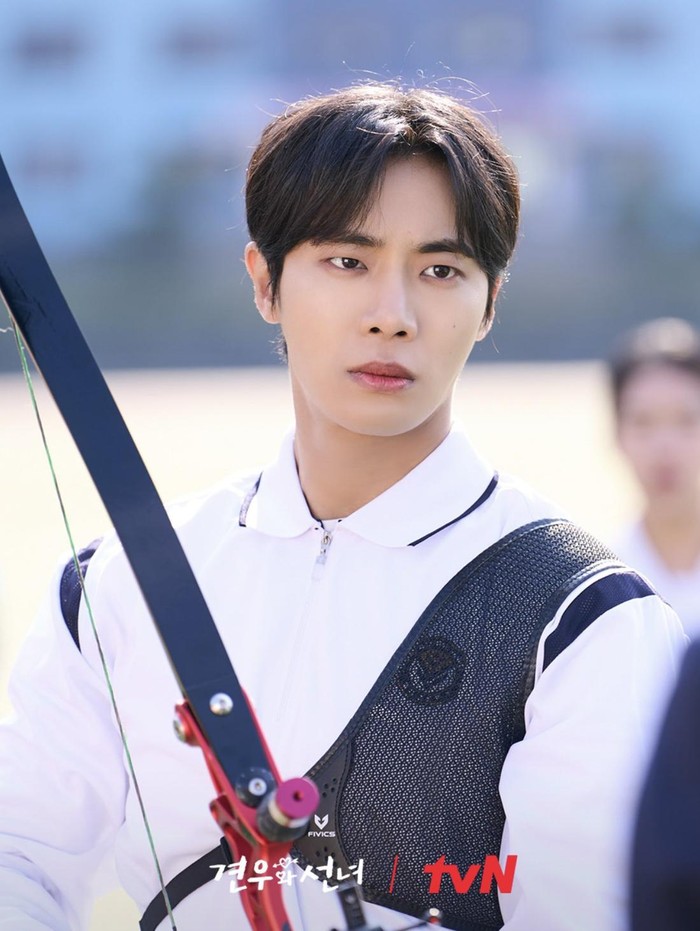 Nama Choo Young Woo jadi sorotan di tahun 2025. Aktor muda kelahiran 1999 ini berhasil menunjukkan kualitas akting yang makin matang dan beragam. Tahun ini Choo Young Woo tampil di beberapa drama populer dengan karakter yang berbeda-beda./ Foto: tvN