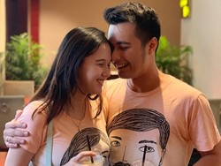 Terpopuler: Eza Gionino Digugat Cerai Vs Penyakit Ferry Irwandi