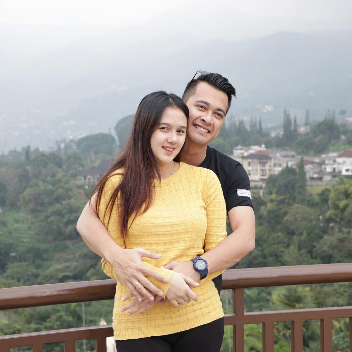 Eza Gionino dan Meiza Aulia