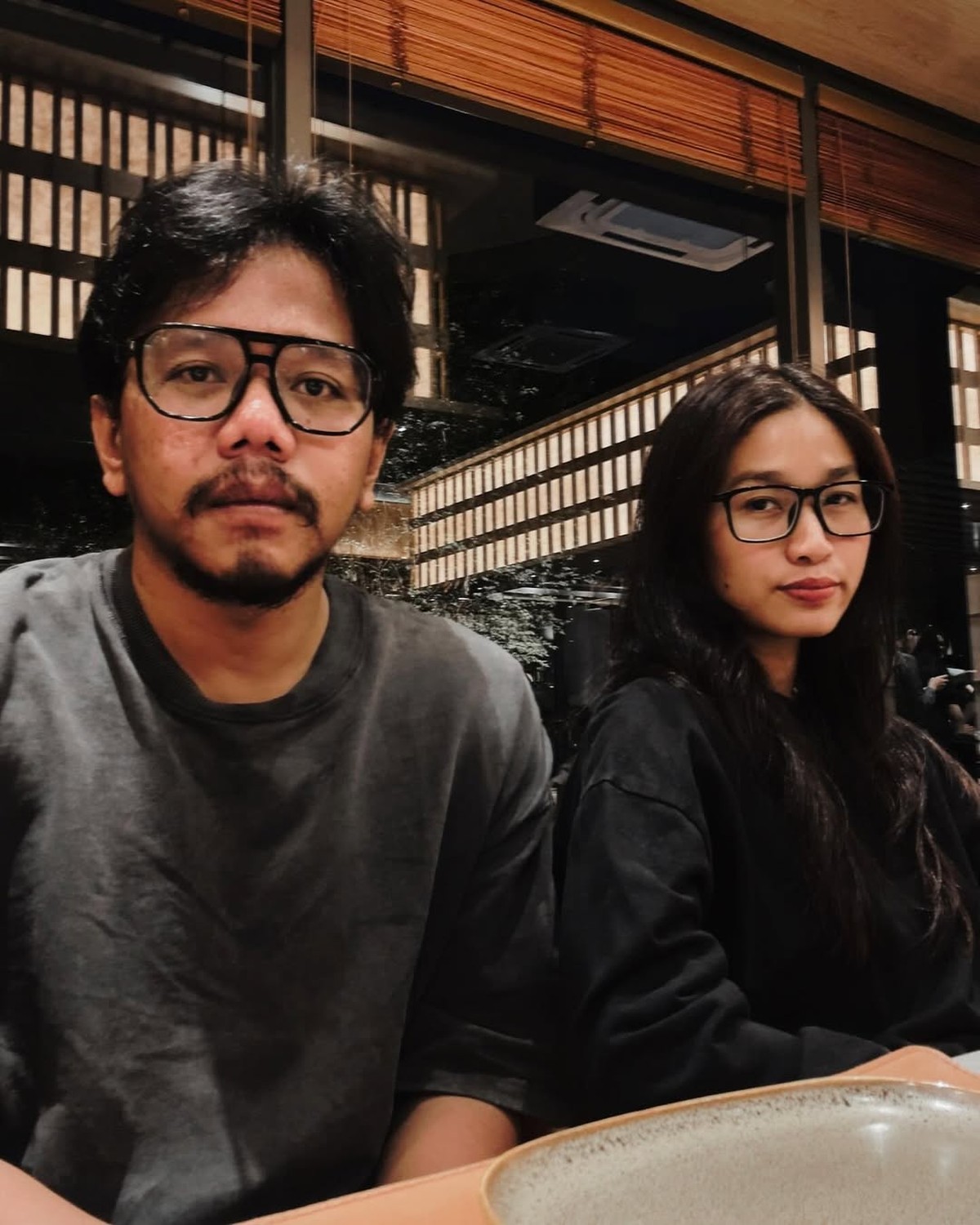 Ferry Irwandi dan Istri