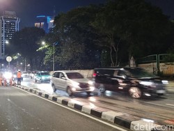 Demo Buruh di Patung Kuda Bubar, Jl Medan Merdeka Selatan Kembali Normal