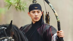 Lee Chae Min Gelar Fan Meeting Usai 'Bon Appetit, Your Majesty' Tamat