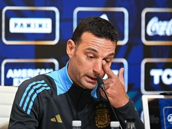 Tangis Scaloni Jelang Laga Kandang Terakhir Messi