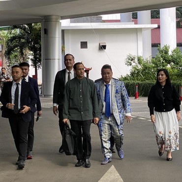 Didampingi Hotman Paris, Nadiem Makarim Ditetapkan Sebagai Tersangka Korupsi Pengadaan Laptop