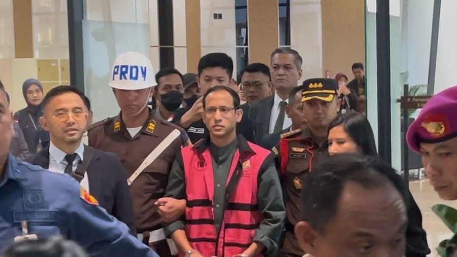 Nadiem Makarim Ditahan Kejagung Nadiem Makarim Ditahan Kejagung
