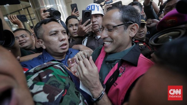 Dibantarkan ke Rumah Sakit, Nadiem Makarim Jalani Operasi Ambeien Mantan Mendikbud sekaligus tersangka korupsi Program Digitalisasi Pendidikan periode 2019-2022, Nadiem Makarim dibantarkan ke rumah sakit.