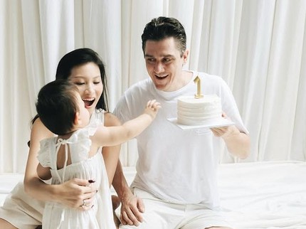Momen Spesial Patricia Gouw Rayakan Ultah Pertama Baby Zoe Bersama Suami Keturunan Australia