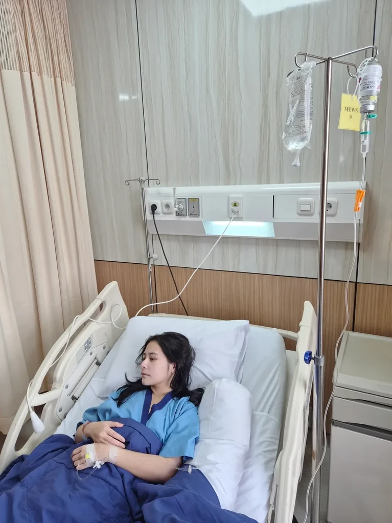 Prilly Latuconsina Prilly Latuconsina