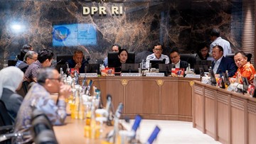 Daftar Rincian Gaji dan Tunjangan Anggota DPR: Total Rp65,59 Juta
