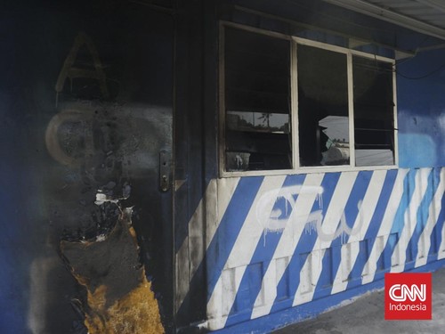 Sejumlah Pos Polisi Rusak di Yogyakarta: Dilempar Molotov, Kaca Pecah