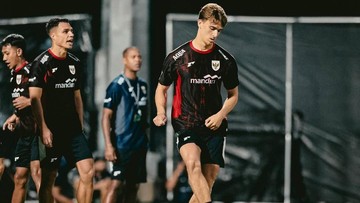 Liputan Olahraga CNN Sport : Zijlstra Senang Bukan Kepalang, Pertama Pakai Jersey Latihan Timnas