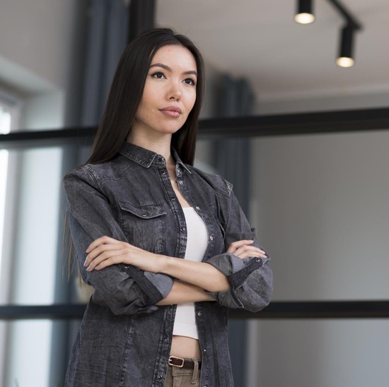 Menurut Psikolog, Ini 3 Tanda Kamu Perempuan Bermental Tangguh