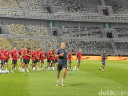 Mees Hilgers Absen di FIFA Matchday, Ini Kata Patrick Kluivert