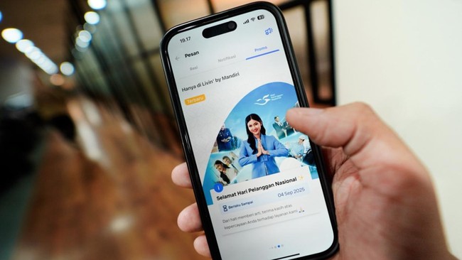 Bank Mandiri luncurkan program FOMO untuk Harpelnas ke-22 di 2025, menawarkan reward, cashback, dan promo menarik bagi nasabah setia.