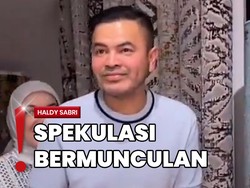 Haldy Sabri Beri Kejutan ke Teman Pria, Warganet Salfok ke Gesture Tubuh