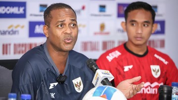 Kabar Sport CNN Terbaru : Kluivert Bongkar Pelajaran Terbesar 10 Hari Terakhir Timnas Indonesia